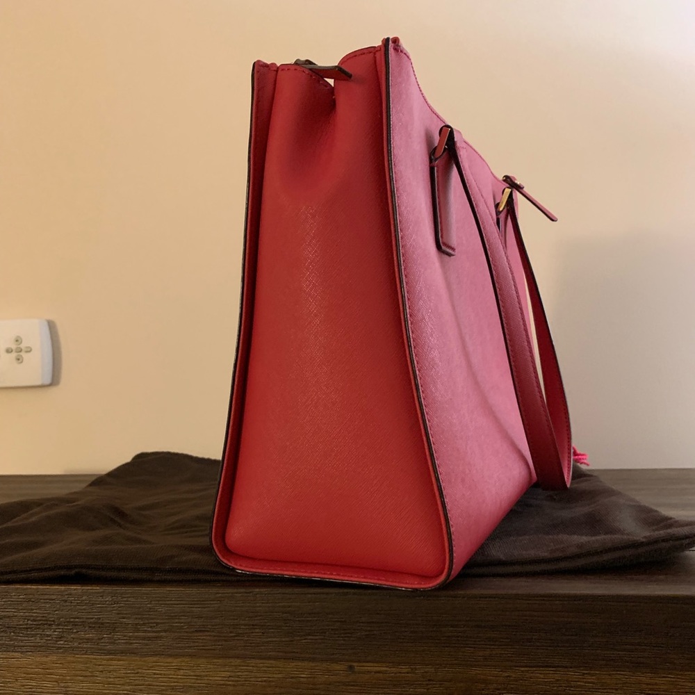Handbag - Picture 3 of 5